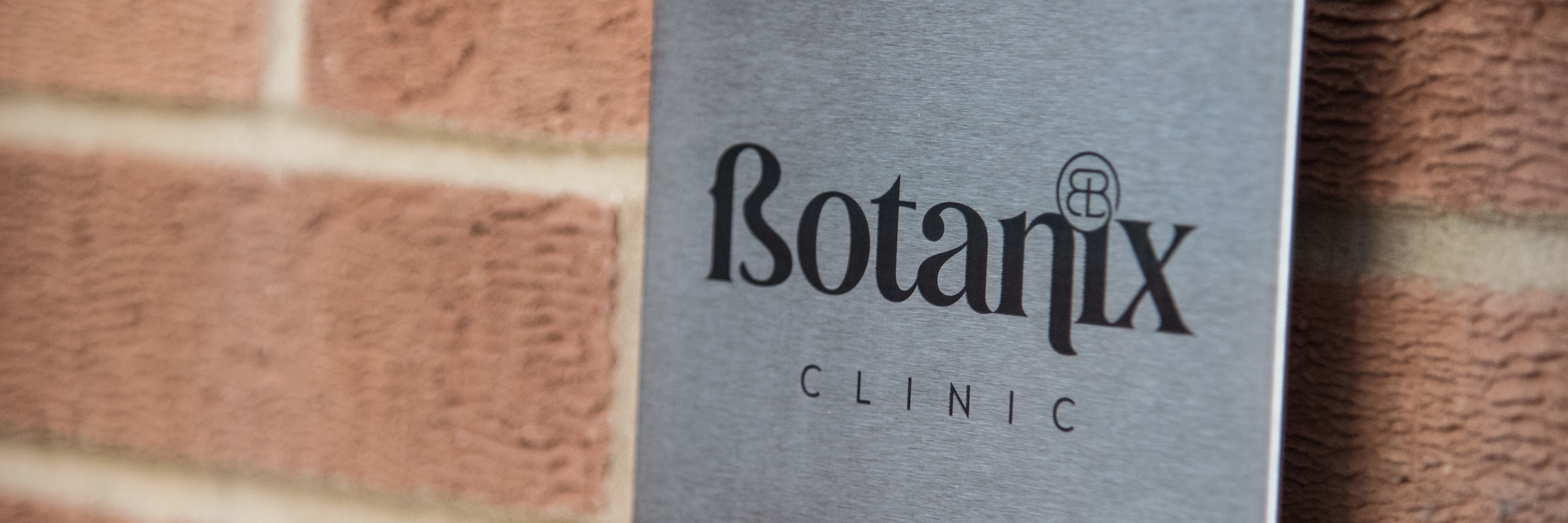 Contact Botanix Clinic, Sign